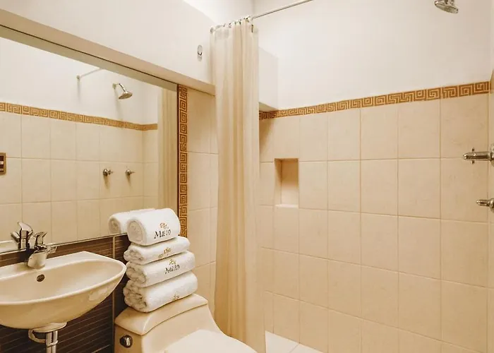 Hanaq House Bed and breakfast 3*